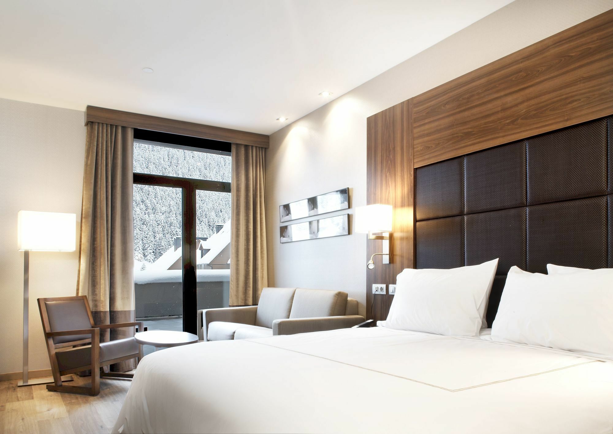 Hotel Ac Baqueira Ski Resort, Autograph Collection Baqueira Beret Exteriér fotografie